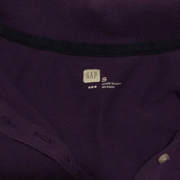 Gap purple tee. - Picture 2 of 2